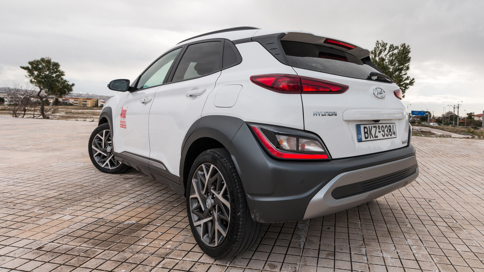 Hyundai Kona Hybrid: Τέρας οικονομίας, 700 χλμ με ένα γέμισμα